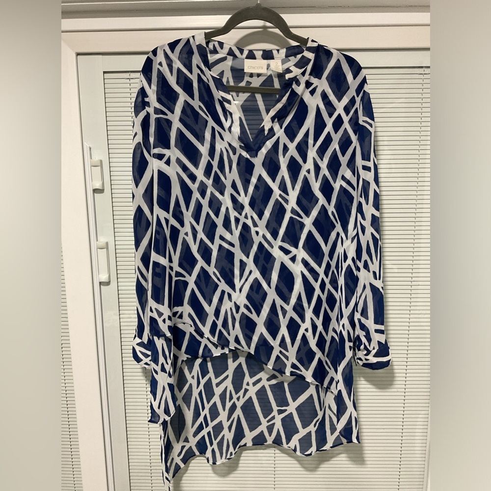 CHICO’S Blue White Graphic Asymmetric Tunic Size 12